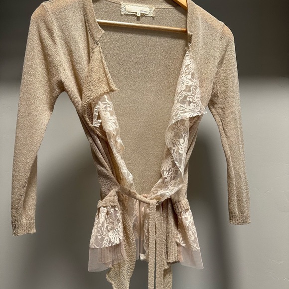 A’reve Lace Cardigan - Picture 2 of 8